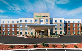 Holiday Inn Express&Suites Oakhurst-Yosemite Park Area