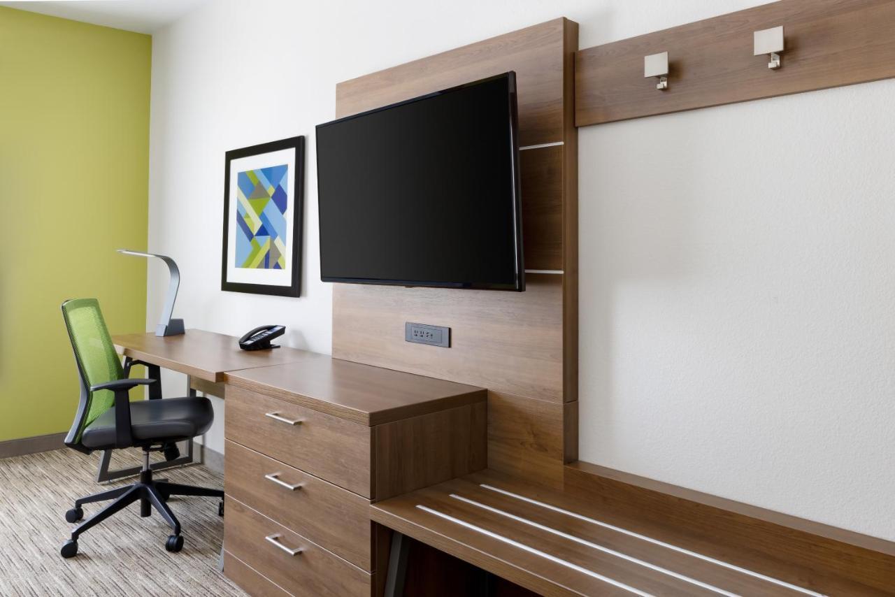 Holiday Inn Express & Suites Oakhurst-Yosemite Park Area By Ihg Exterior foto
