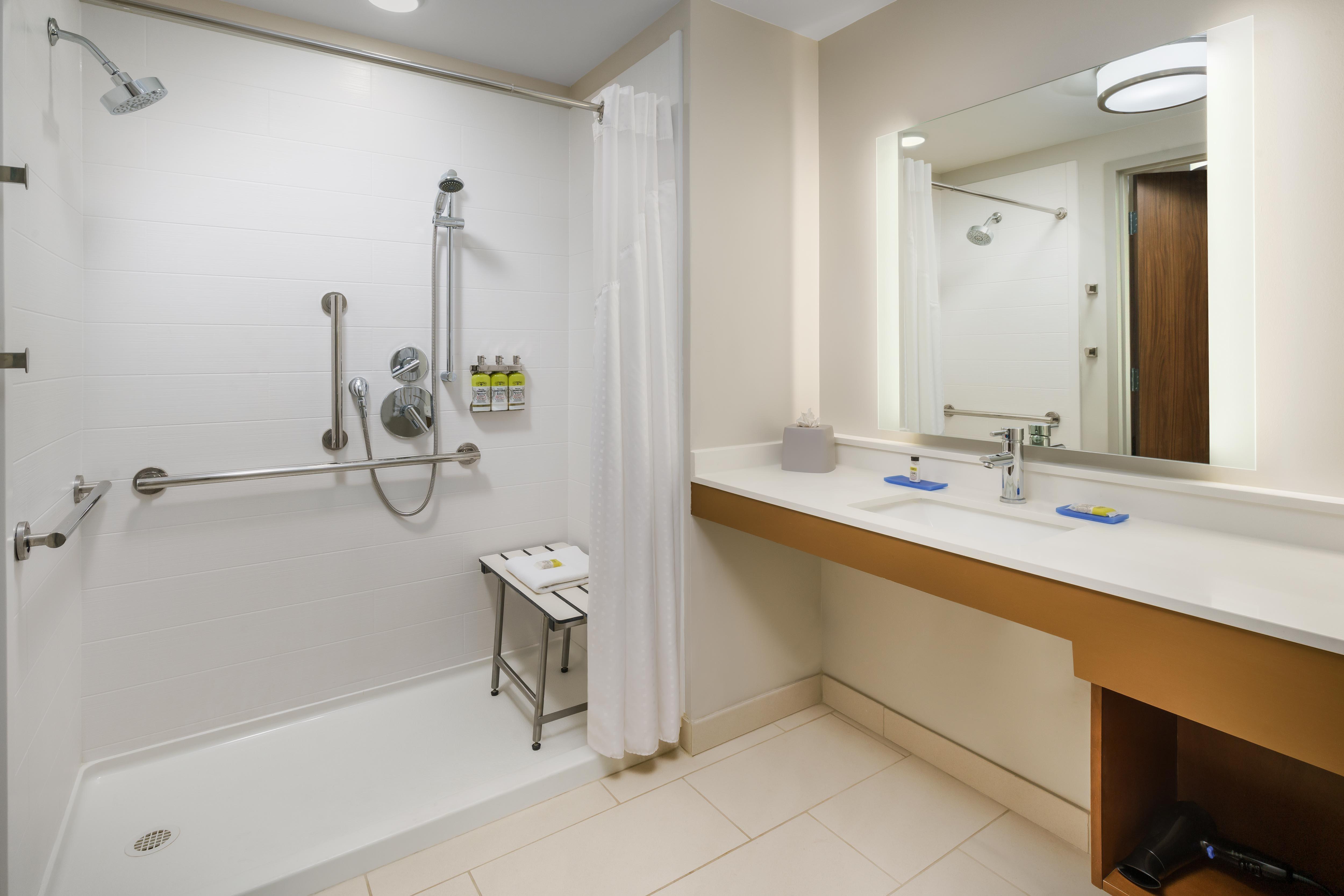 Holiday Inn Express & Suites Oakhurst-Yosemite Park Area By Ihg Exterior foto